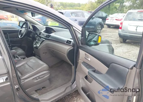 2013 Honda Odyssey Touring/Touring Elite from USA, damaged, VIN 5FNRL5H99DB046464